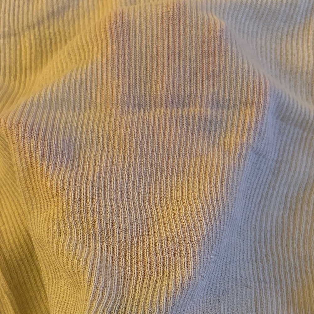 GAP Women's Cream/Bone Sheer Crew Neck Sweater - Picture 3 of 5